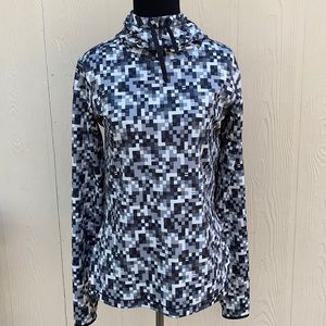 NIKE COWL & TURTLENECK SPORT SIZE: M